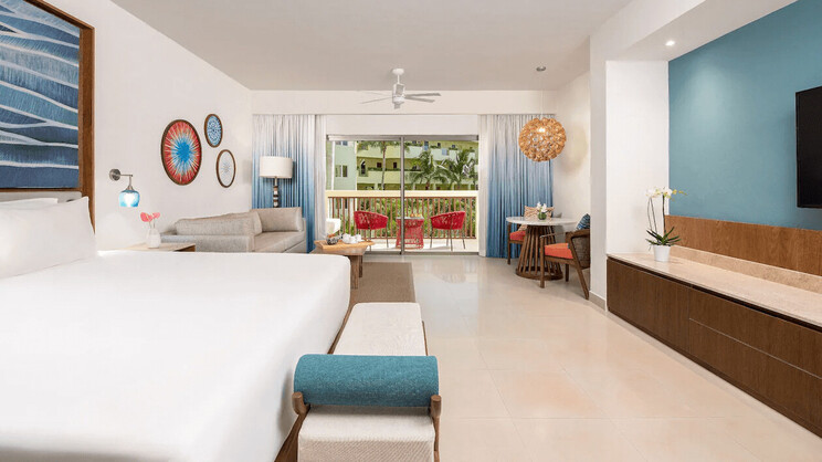 Tropical View Junior Suite 